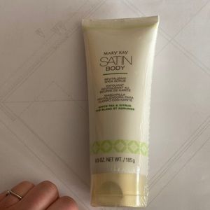 Mary Kay satin body revitalizing shea scrub